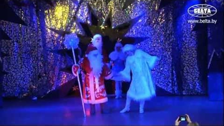 Лучших Деда Мороза и Снегурочку выбирают на "Елка-Фэст"