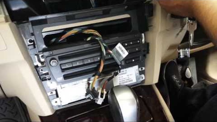 BMW 3 Series E90 CCC Navigation Professional SAT NAV How To Remove Procedure