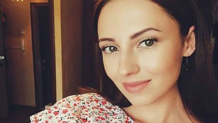 Известная 29-летняя поэтесса Лола Льдова бросилась с 11-го этажа
