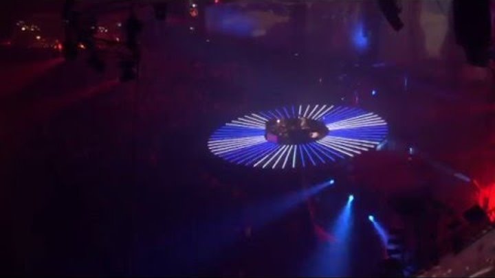 DJ Tiesto (Scott Bond vs Solarstone) - 3rd Earth (Live)