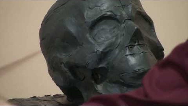 Уроки скульптуры и рисунка: лепка черепа человека, детализация, часть 1