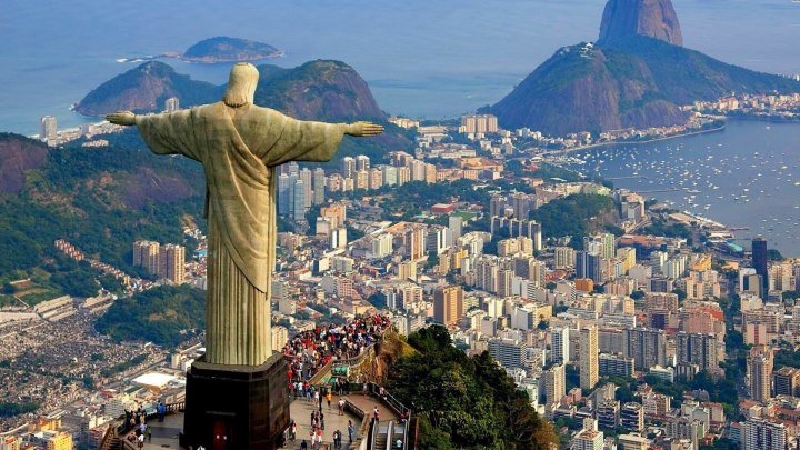 Рио де Жанейро с высоты птичьего полета! Столица Бразилии и летних олимпийских игр 2016! Салют в конце видео!