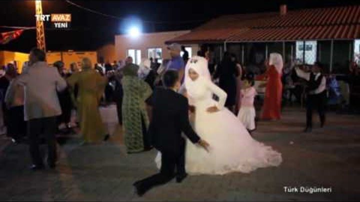 Kazak Düğününde Gelin ve Damat Kara Corga Dansı Yaparsa - Türk Düğünleri - TRT Avaz