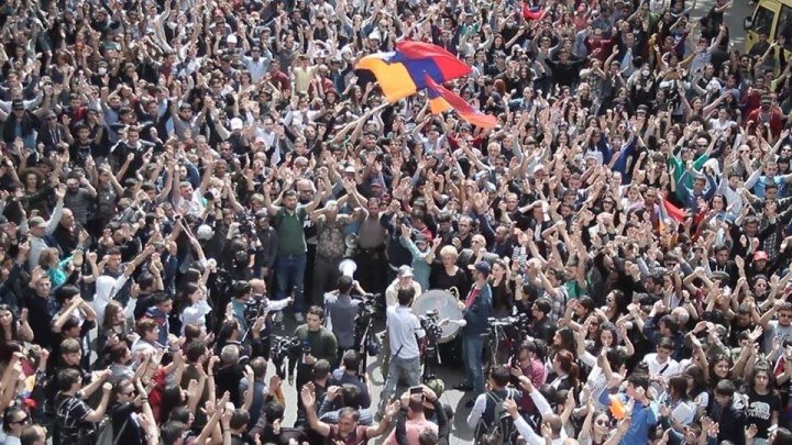 ՄԵՐԺԻՐ սերժին - ԺԱՅԹՔԵՑ ՀՐԱԲՈՒԽԸ/Революция Армении:Армяне никогда не были рабами. И не будут! Единство Армянского Народа