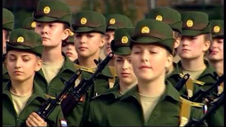 Тысячи курсантов в военных ВУЗах страны с началом нового учебного года приняли присягу