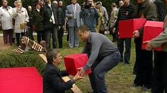 В Латвии перезахоронили останки советских воинов, найденные ...