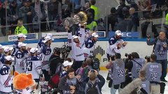 Магнитогорск отмечает победу хоккейного клуба «Металлуг» в ф...