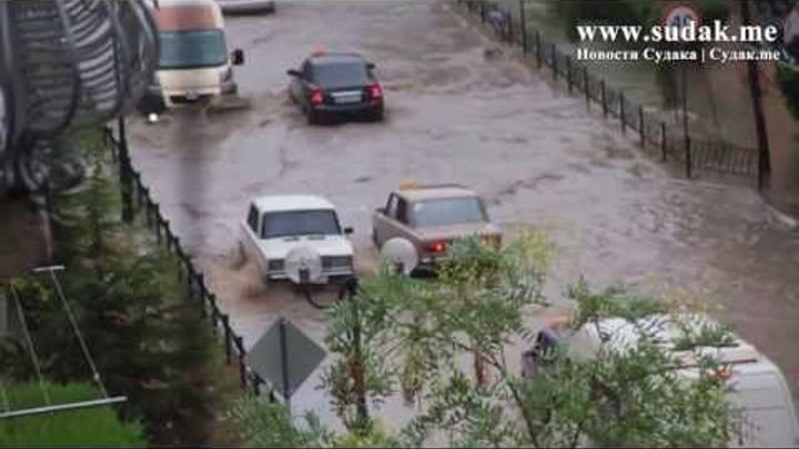 Дождь в Судаке. 27 июля 2013