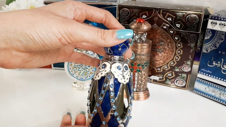 Потрясающе приятные арабские духи в обзоре для вас. Оригинальные масляные шедевры современного парфюма. Приятного просмотра!
