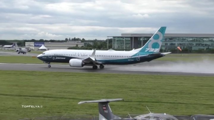 Вертикальный взлет Boeing 737 MAX