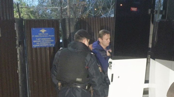 После 30 суток ареста Навального снова задержали | 24 сентября | Утро | СОБЫТИЯ ДНЯ | ФАН-ТВ