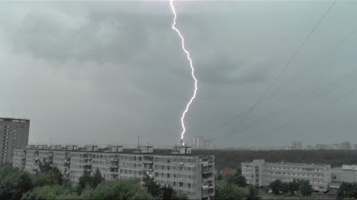 Гроза в Москве / Thunderstorm in Moscow (15.07.13)