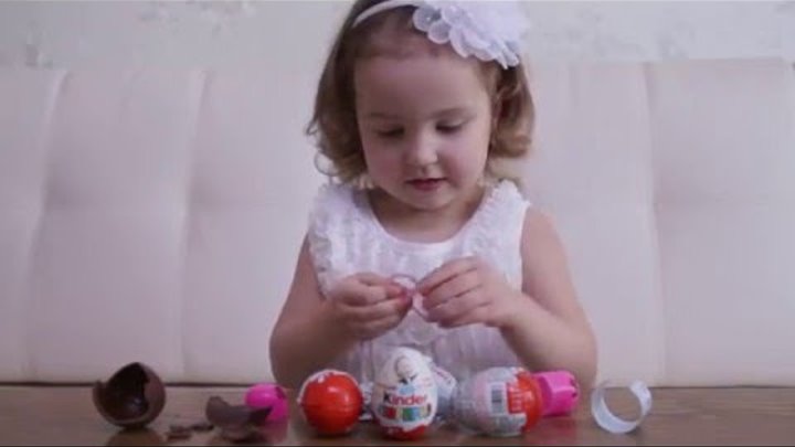 Маша и медведь Киндер сюрприз яйца распаковка игрушек Kinder Surprise