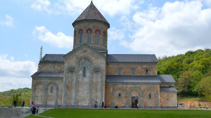 Грузия - Монастырь в Бодбе. (Georgia - Bodbe Monastery) 4К Ultra HD - Видео