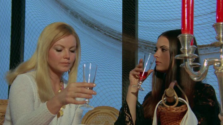 Вампирши-лесбиянки (ФРГ, Испания 1971 HD) 18+ Ужасы, Эротика, Вампиры, Экранизация