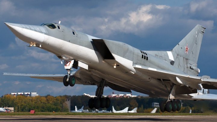Легендарные самолеты Ту-22М. Сверхзвуковая эволюция (2014)