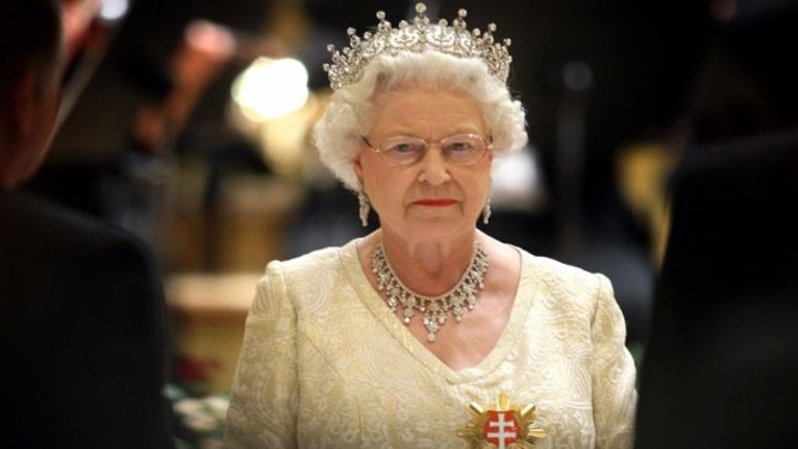Всё, что вы не знали про британскую королеву