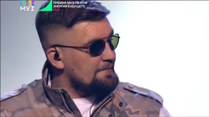 Баста feat. Полина Гагарина - Голос (Премия Муз-ТВ 2016)