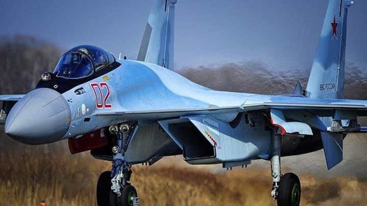 Су-35 — российский многоцелевой сверхманёвренный истребитель поколения 4++, без ПГО, с двигателями с управляемым вектором тяги. Разработан в ОКБ Сухого. Модификация для ВКС России обозначается как Су-35С