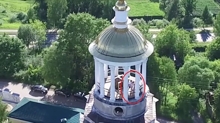 В Тверской области парочка занялась любовью на колокольне Борисоглебского монастыря