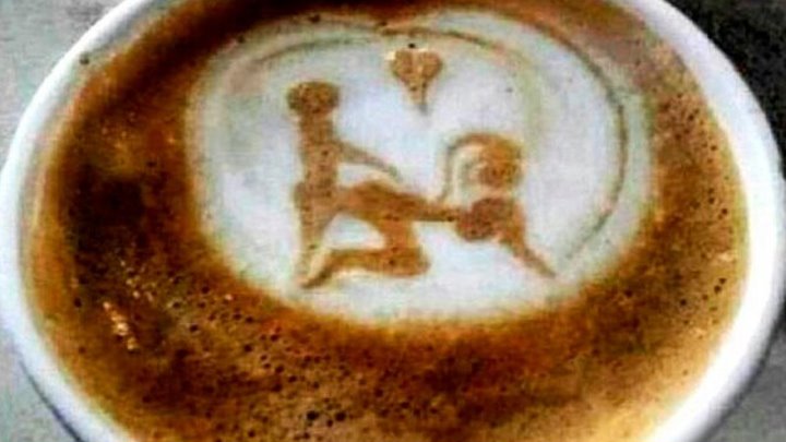 Рекламный ролик Швейцарского кафе, где к кофе подают оральный секс (ENG)