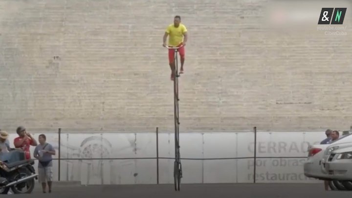 Самый высокий в мире велосипед