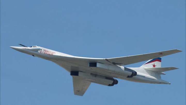 Ту-160 "Белый лебедь" стратегический ракетоносец.