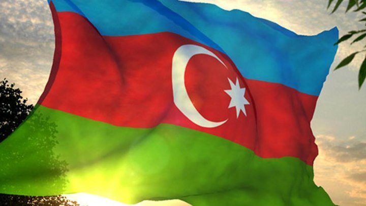 Сегодня Азербайджан отмечает День независимости - исполняется 25-я годовщина восстановления государственной независимости Азербайджана.