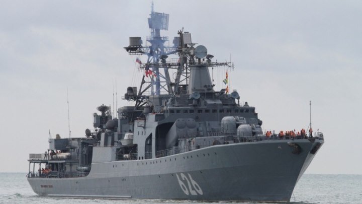 Вице-адмирал Кулаков спас украинский корабль