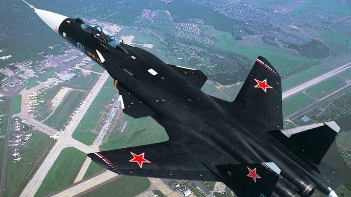 Истребитель Су-47 ( С-37) «Беркут».