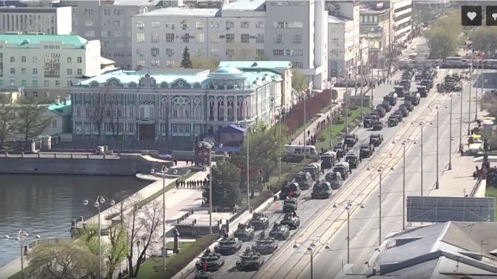 Парад Победы в Екатеринбурге — 9 мая 2017 года