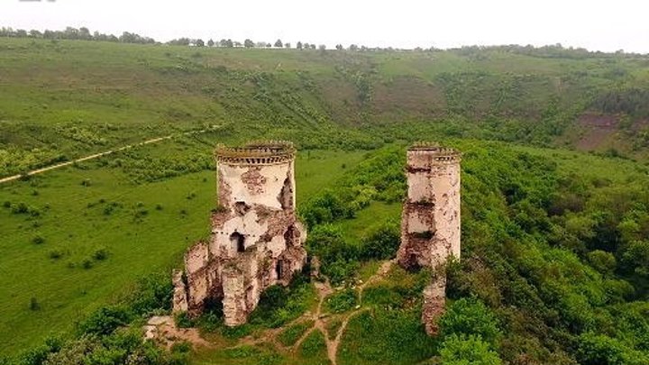 Замки Украины- Червоноградский замок и Джуринский водопад