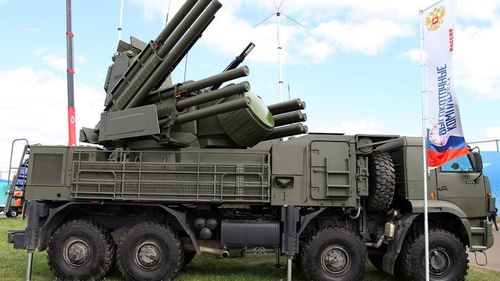Панцирь-С1 (индекс ГРАУ — 96К6, на этапе разработки имел словесное название «Тунгусka3»— российский самоходный зенитный ракетно-пушечный комплекс (ЗРПК) наземного и морского базирования.
