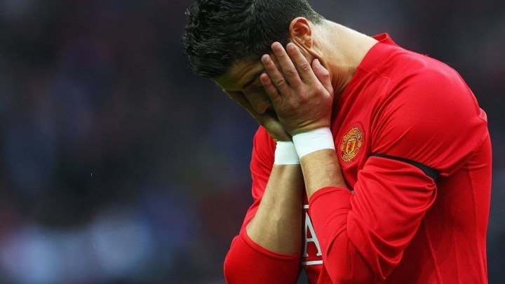 Cristiano Ronaldo's Unluckiest Moments At Manchester United