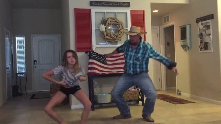 Когда отец танцует лучше дочери