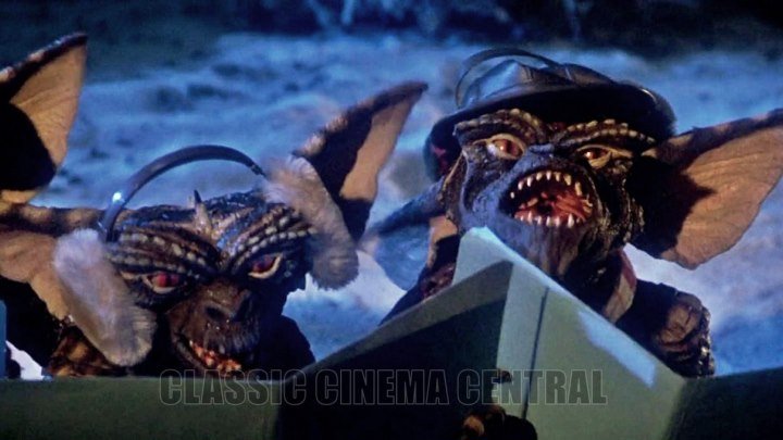 Gremlins (1984) Zach Galligan, Phoebe Cates, Hoyt Axton