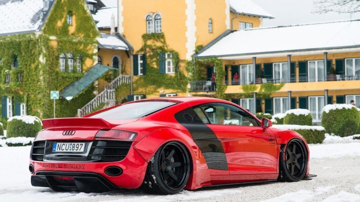 КРАСАВИЦА Audi R8 !!!