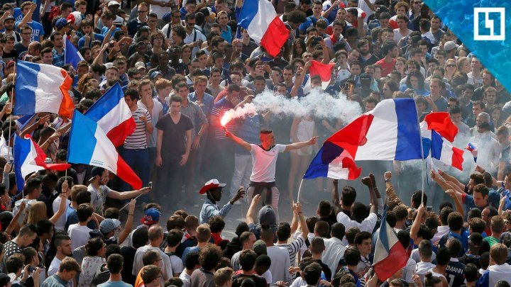 Французы празднуют чемпионство