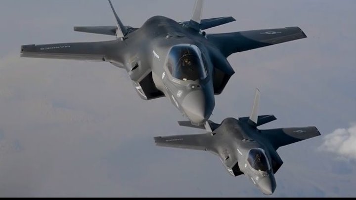Amazing Footage of F-35 Fighter Jets in All Their Glory