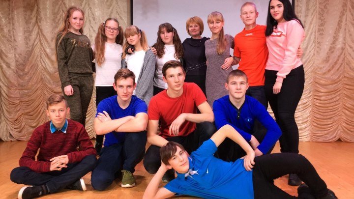Наша команда, с.Волипельга, из 9-ти школьных команд, Вавожского района, заняла 2-ое место в КВНе, УРА..а..а..!!!ГОРЖУСЬ молодёжью!!!
