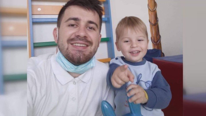 24-летний Айдер Фахриев лечит «особых» детей
