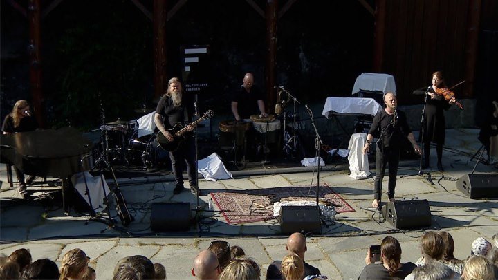 Einar Selvik & Ivar Bjørnson-Kvervandi/LIVE,acoustic/