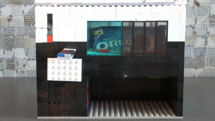 Автомат из ЛЕГО для продажи печенья (Самоделки из Лего - Lego)