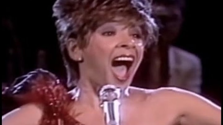 Shirley Bassey - Goldfinger and Almost Like Being In Love (Medley) (1987 Live in Berlin)