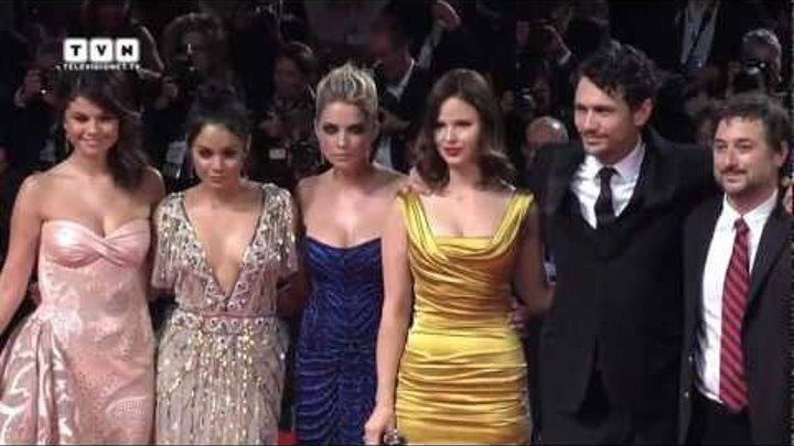 Festival di Venezia 69 - Selena Gomez, James Franco e il cast di Bellocchio sul red carpet