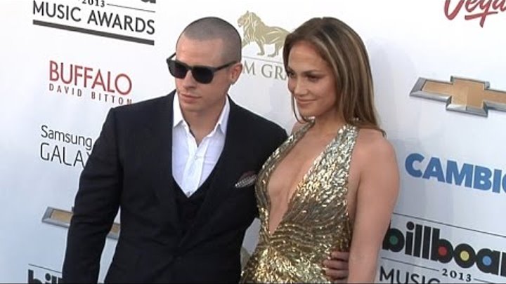 Jennifer Lopez and Casper Smart Are Back Together! Jennifer Lopez and Casper Smart Are Back Together!