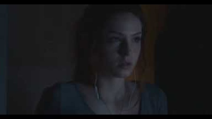 Saxon Sharbino as Kendra Bowen in Poltergeist 2015 remake CLIPS for reel