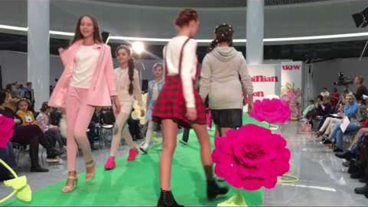 UKRAINIAN KUD'S FASHION WEEK сезон ВЕСНА 2017, бренд MARASIL UKRAINIAN KUD'S FASHION WEEK сезон ВЕСНА 2017, бренд MARASIL
