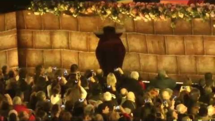 PERÚ - André Rieu en Lima - "España Cañí" - Estadio Nacional - 25-08-2015 PERÚ - André Rieu en Lima - "España Cañí" - Estadio Nacional - 25-08-2015