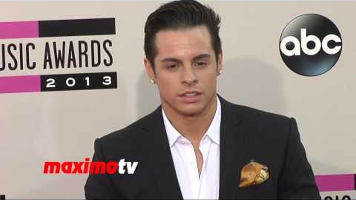 Casper Smart 2013 American Music Awards Red Carpet - AMAs 2013 Casper Smart 2013 American Music Awards Red Carpet - AMAs 2013